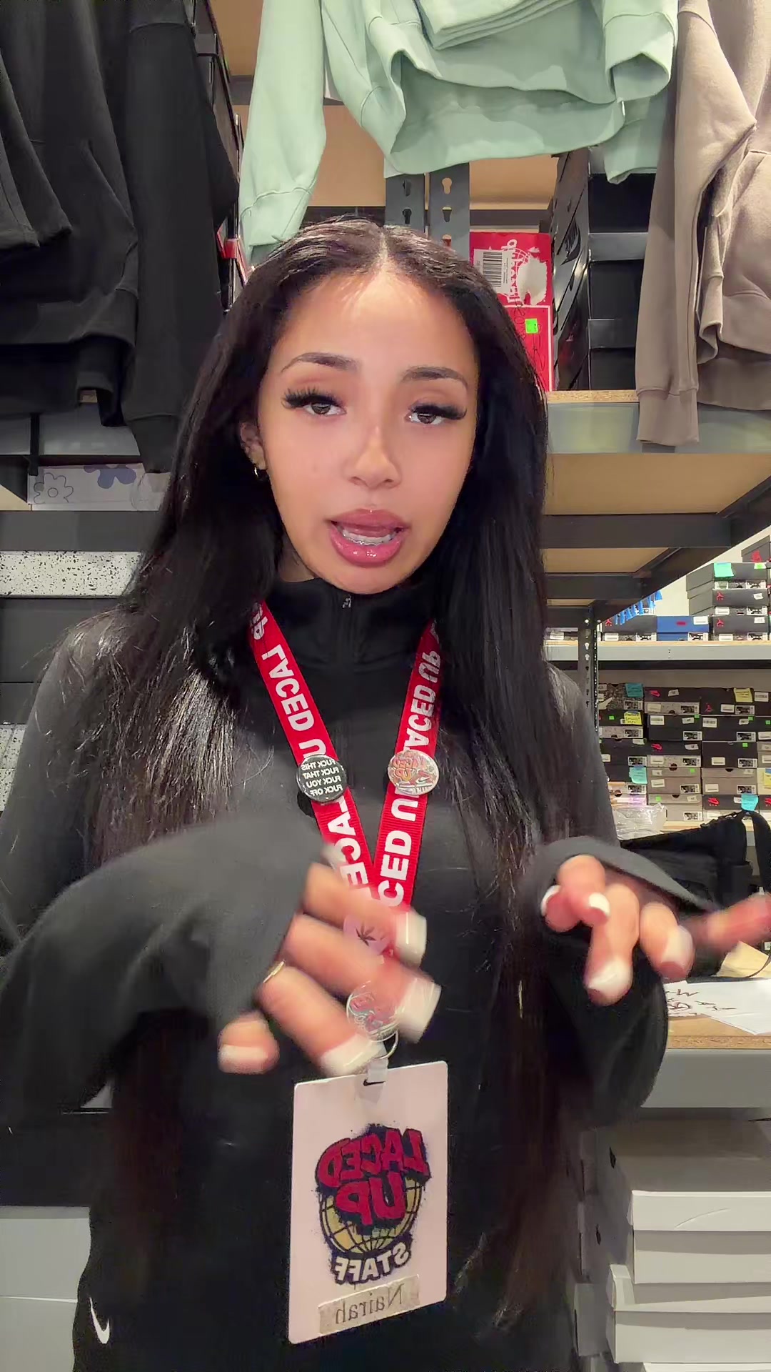@Anaira ✨