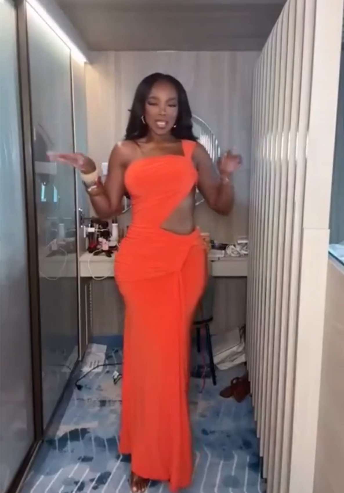 @Kira | Amazon Fashion Finds