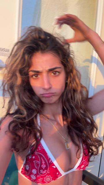 @Eva