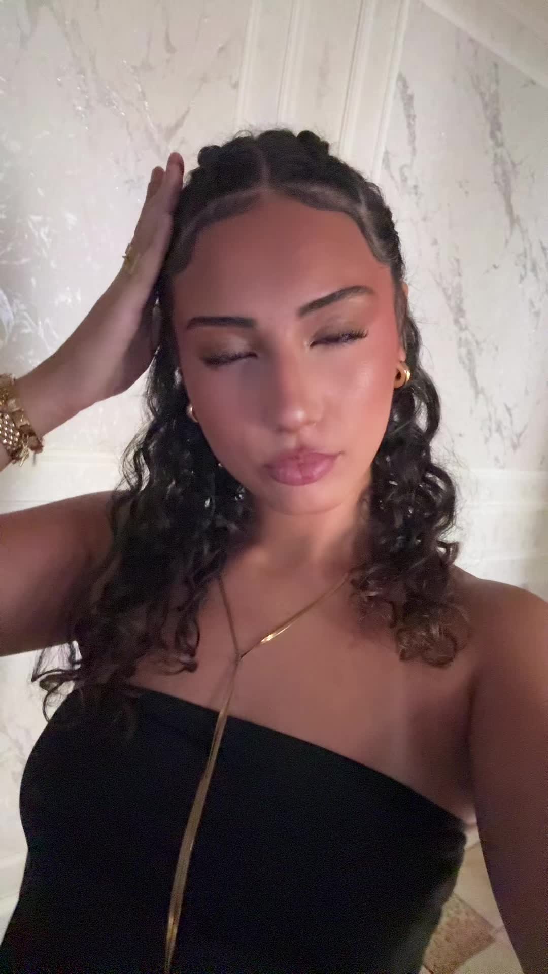 @𝑭𝒂𝒓𝒊𝒅𝒂 🪽
