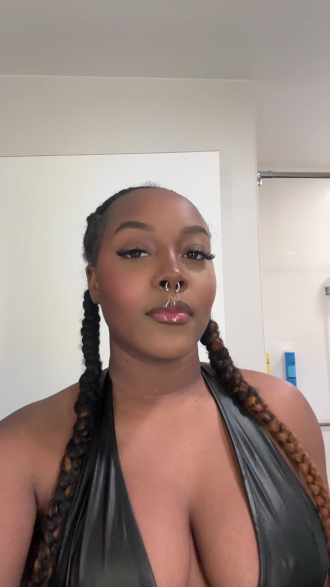 @Cocoabby