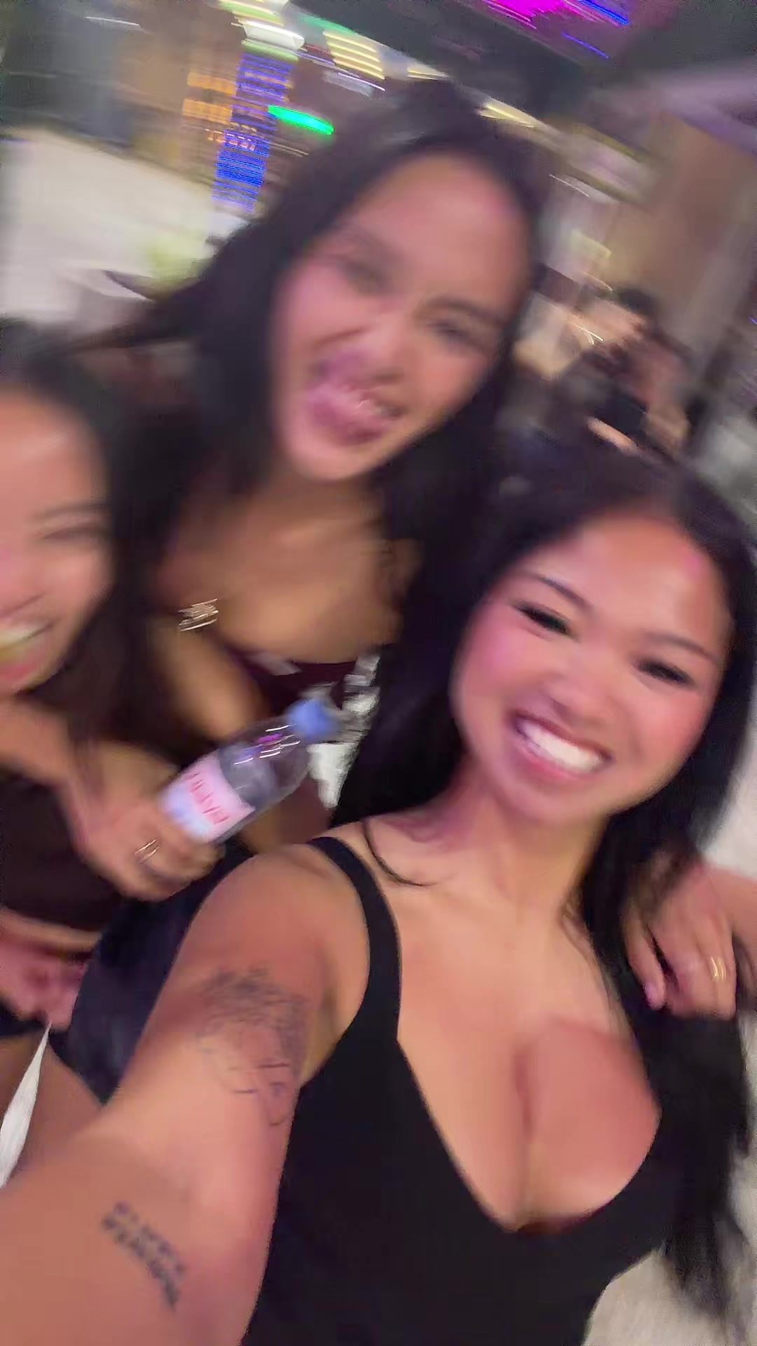 @chichi