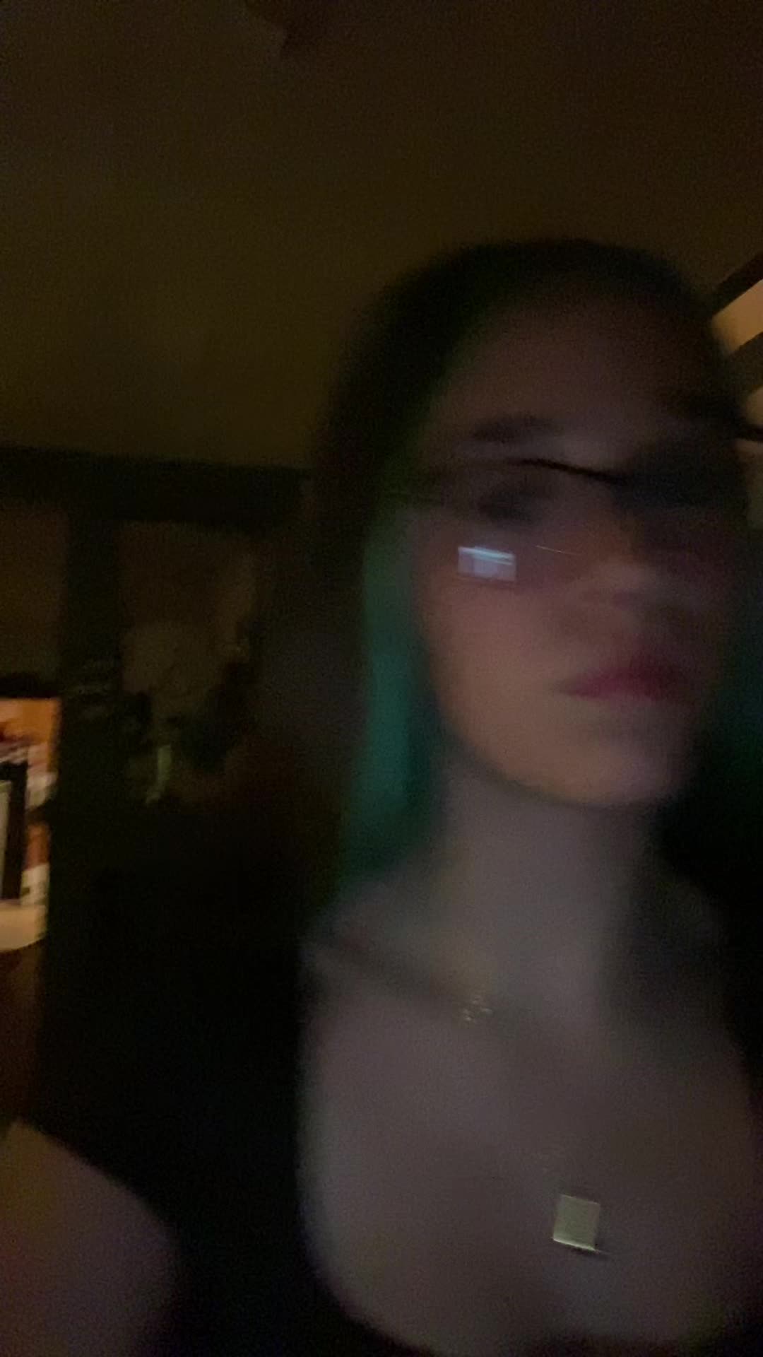 @lily