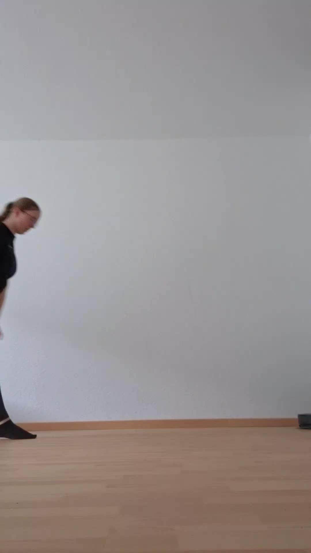 @a_flo_dance
