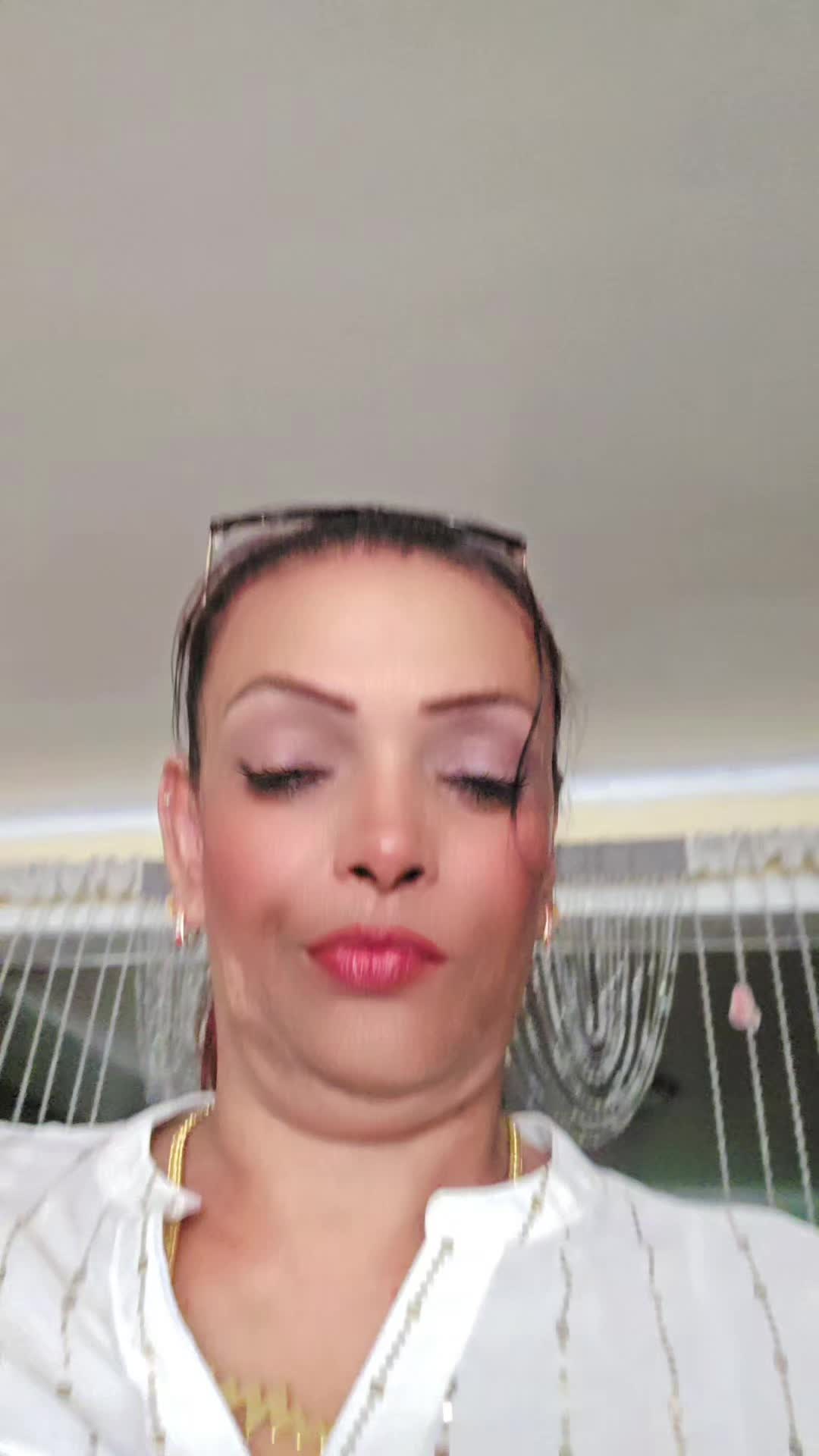 @Bibi Ali