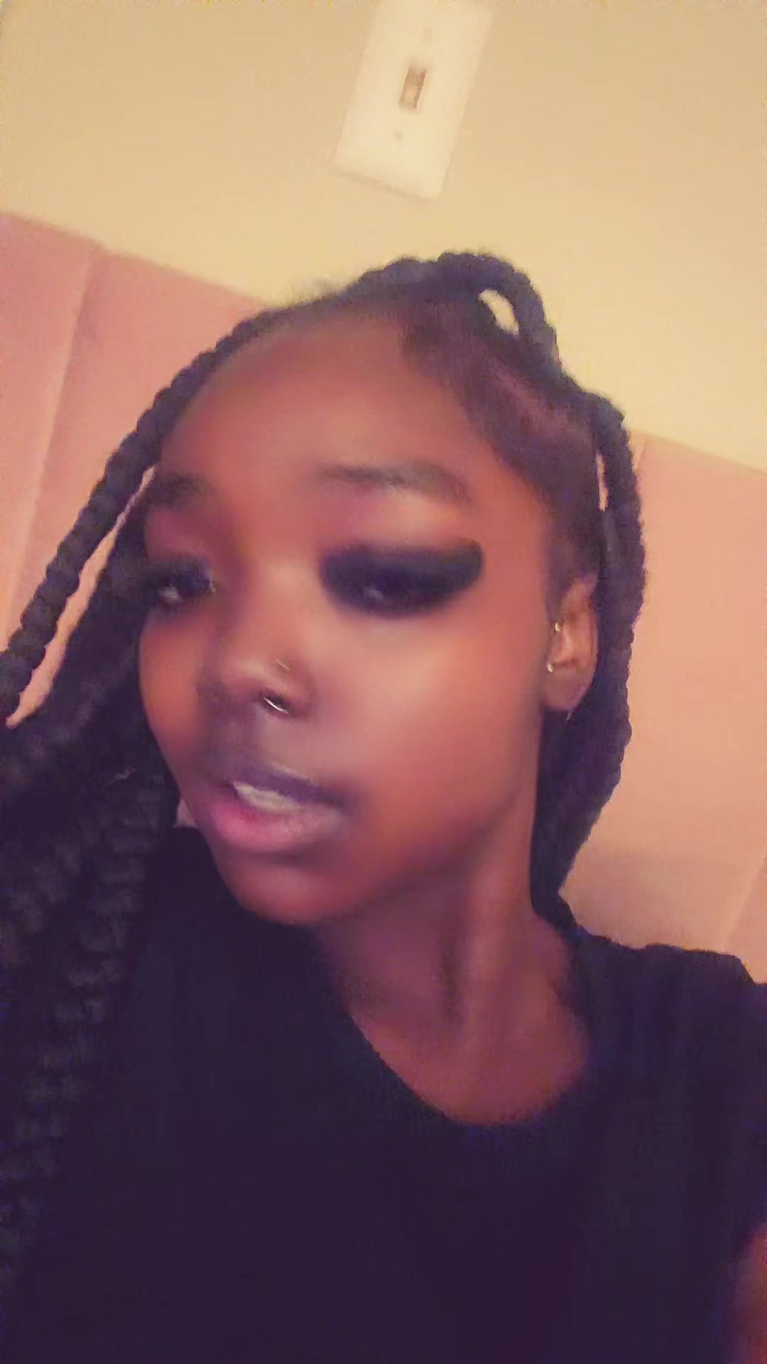 @lovelynii_