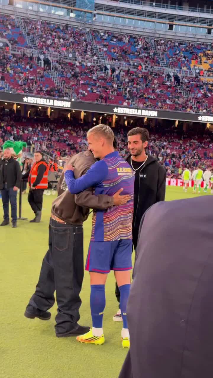 @𝓑𝓪𝓻𝓬𝓪 𝓓𝓪𝔂💙❤️