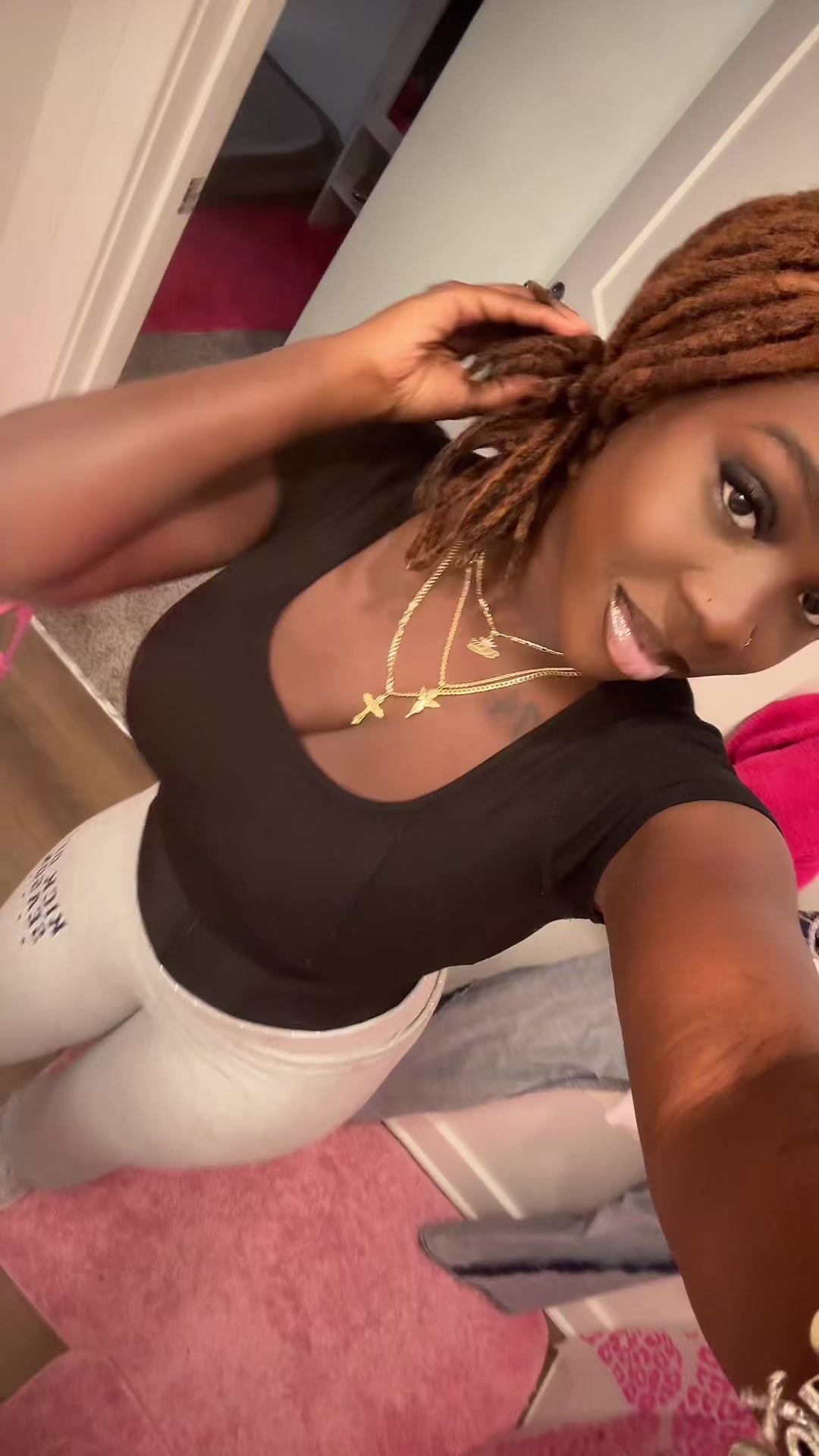 @Maya🇬🇭
