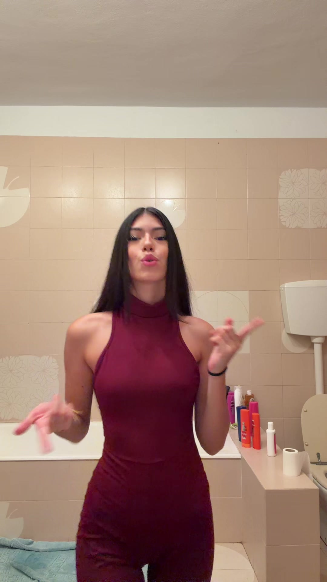 @💋🇵🇪