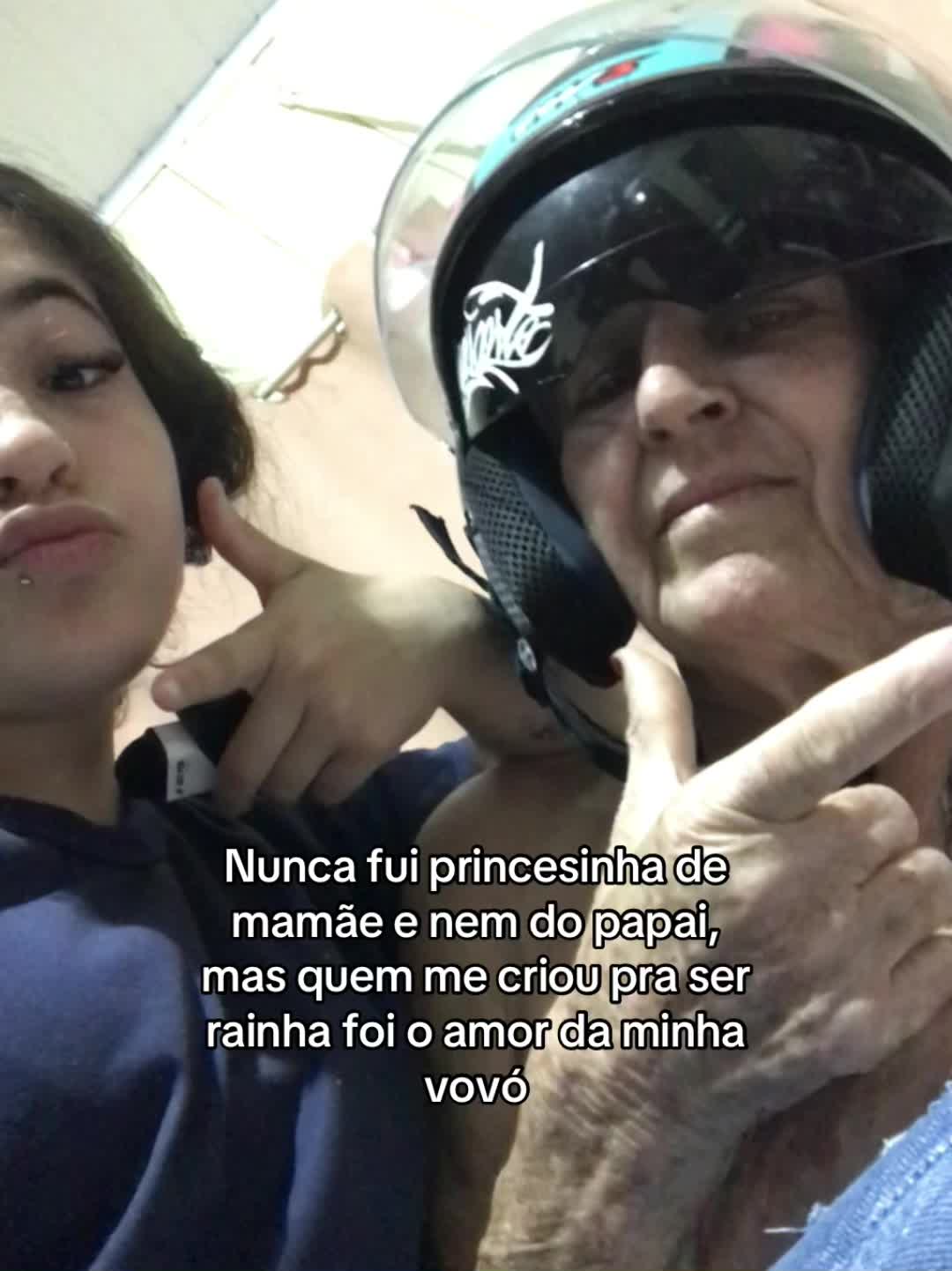 @😇
