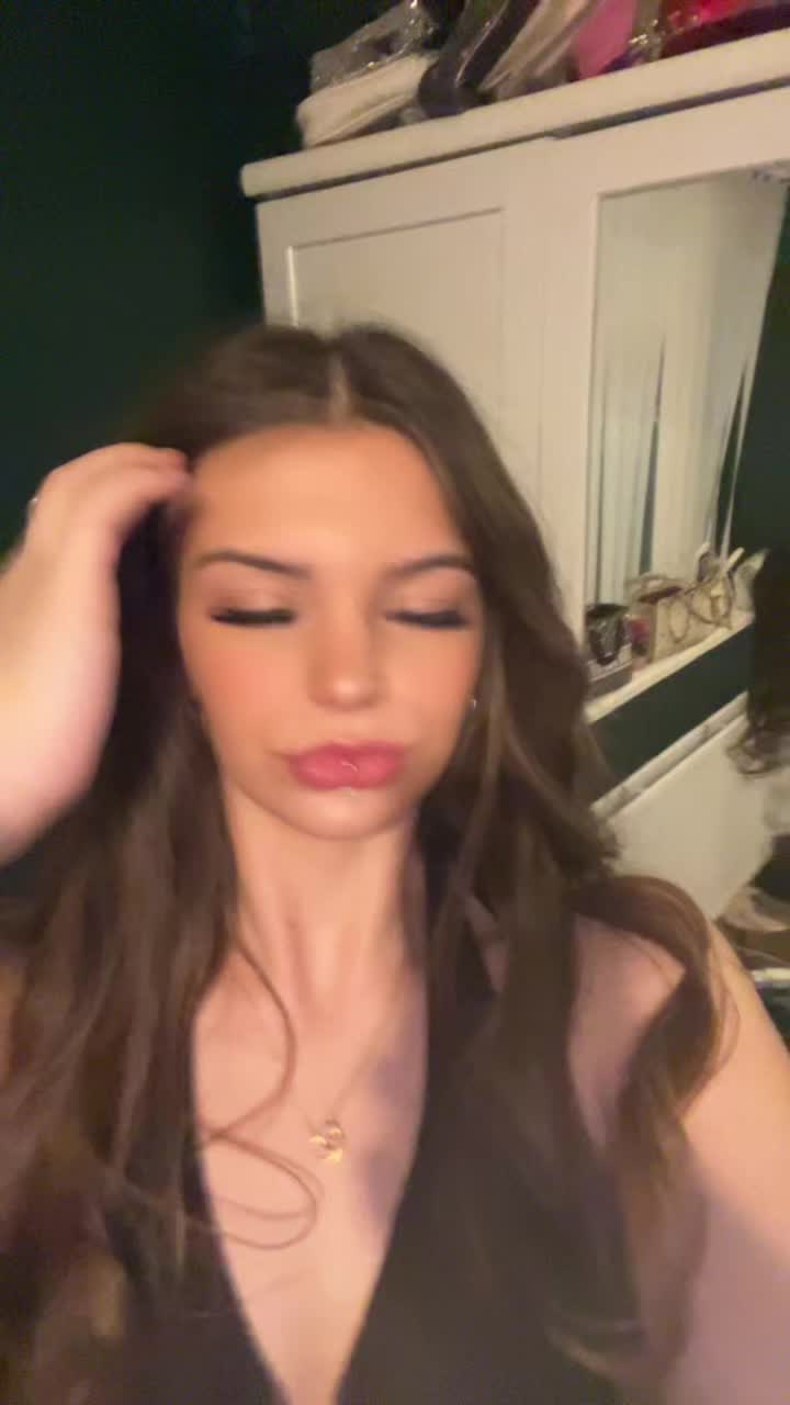 @Ell🤍