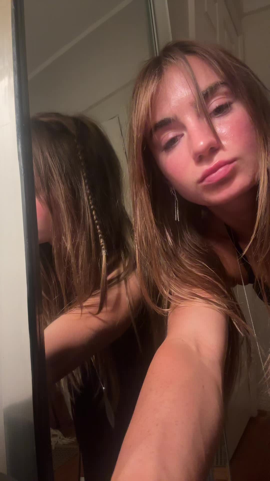 @urgirlsterl