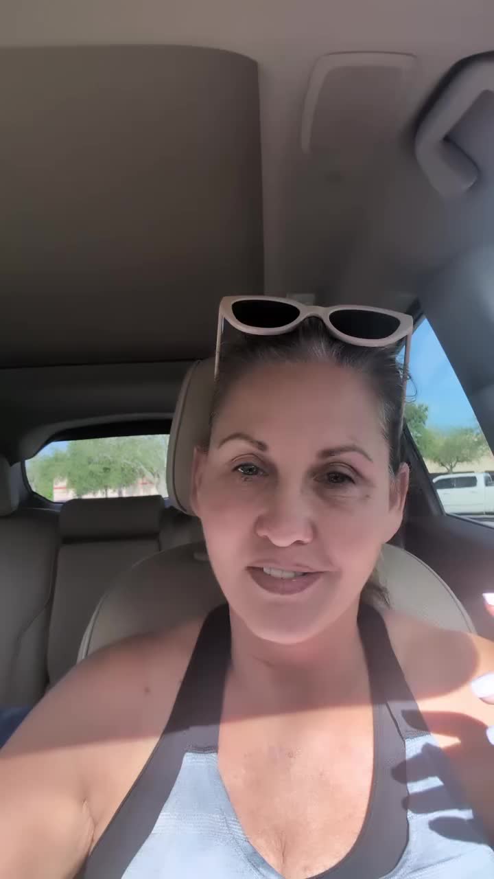 @KathyGlow777