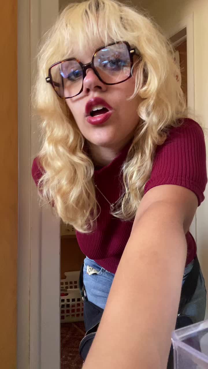 @ilovesleepyhead