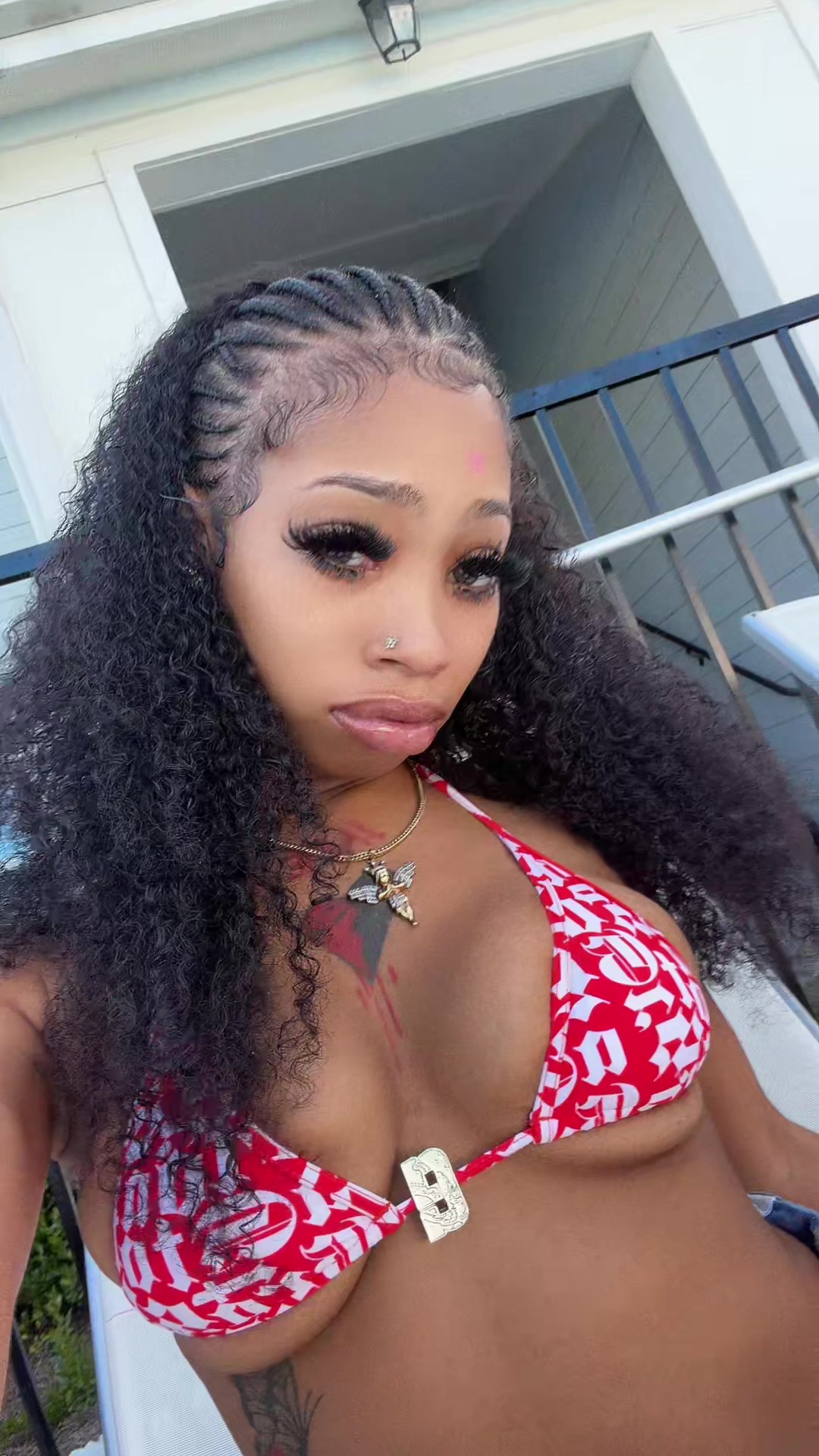 @ONLY1CHINA K. 👅