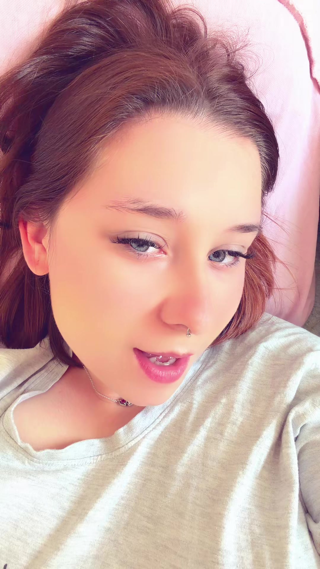 @🥀𝕃𝕒𝕦𝕣𝕒🥀
