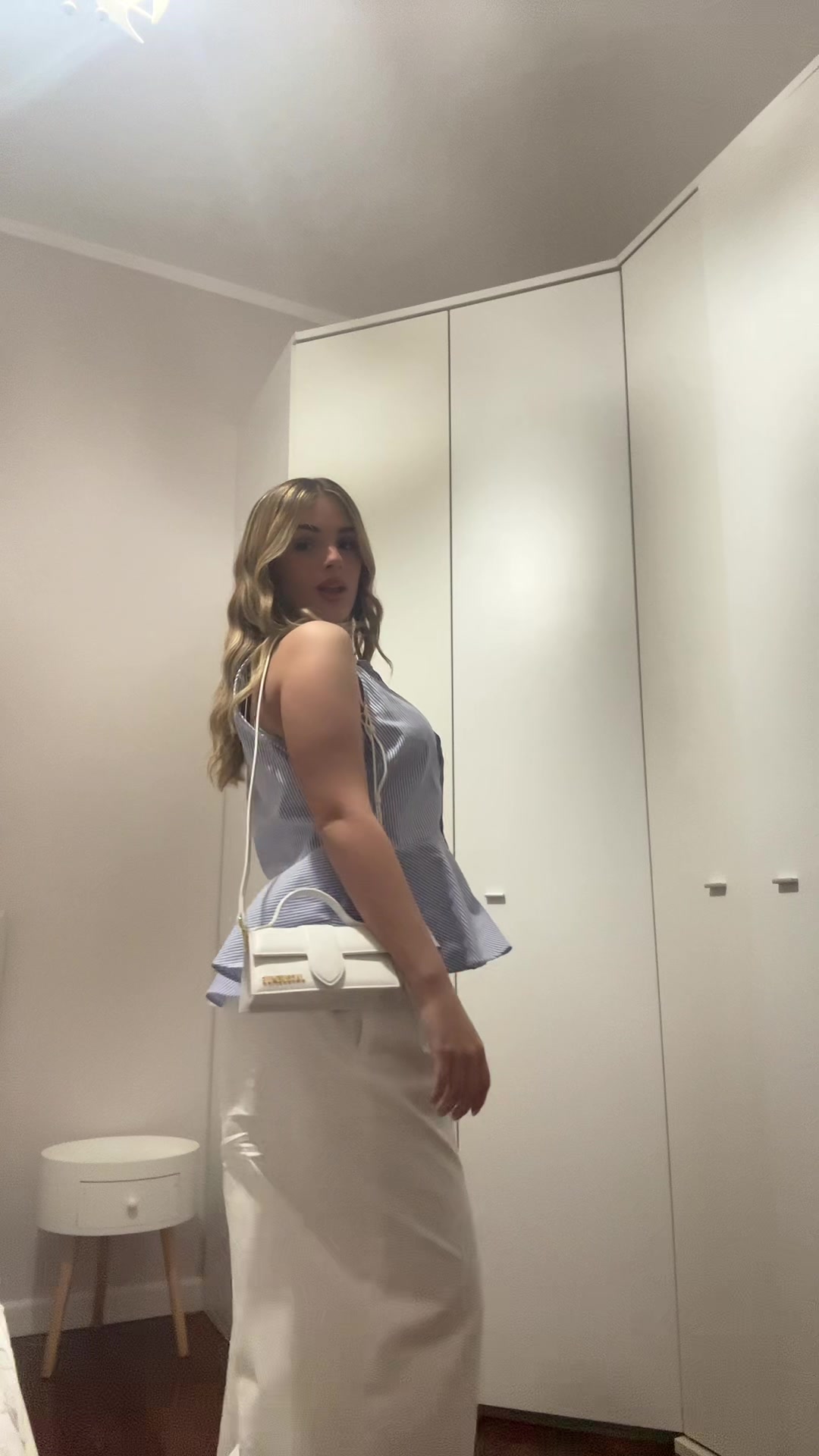@ví