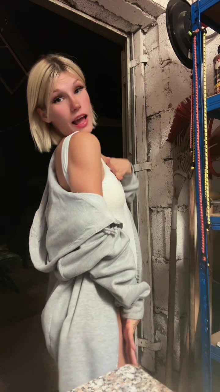 @chanelleunlocked