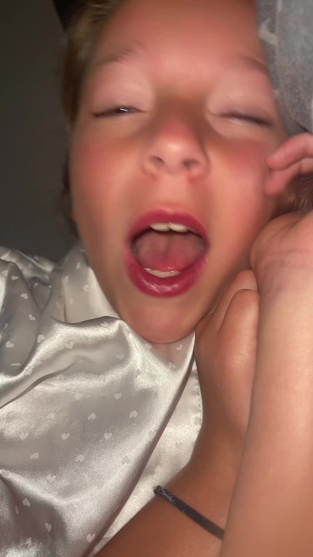 @eliseloewie