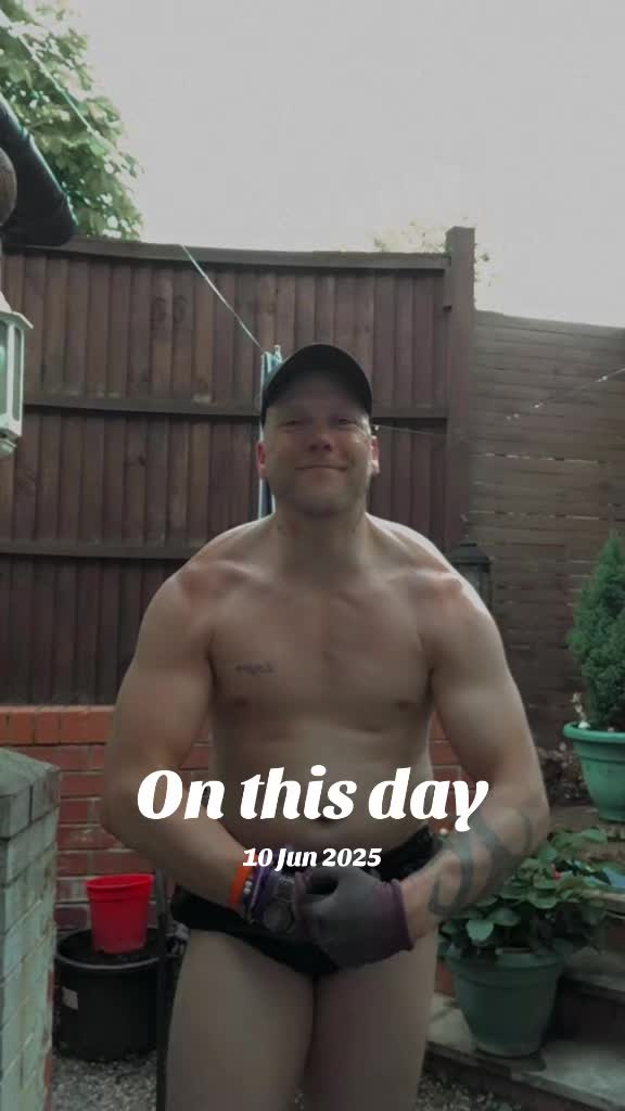 @fullgrown.I_D_I_O_T