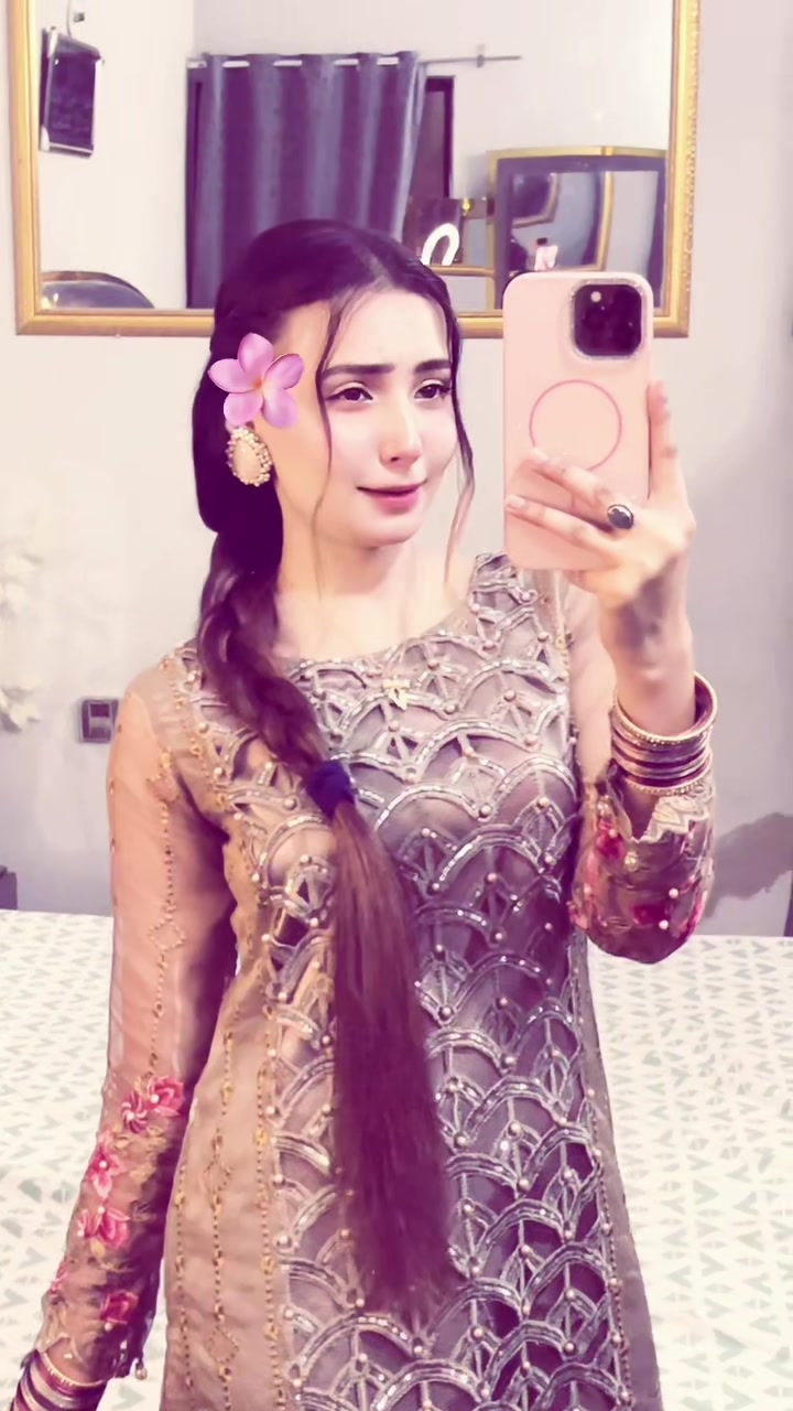 @Dania khan🎀