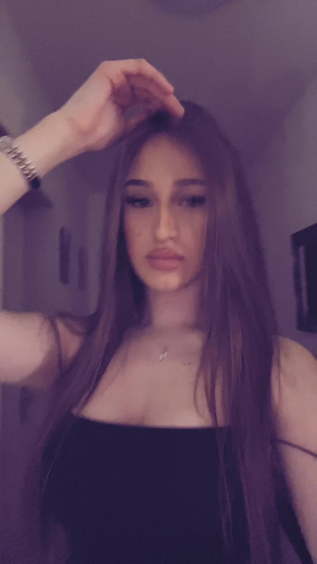 @𝒮