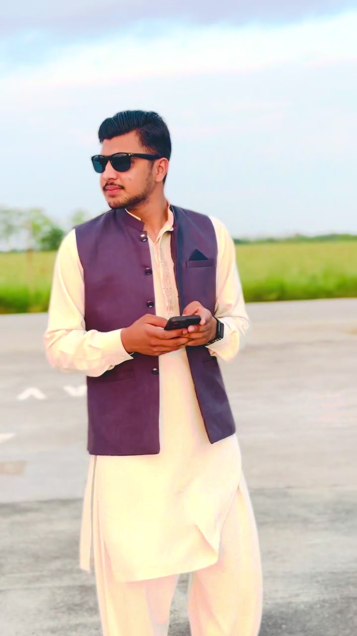 @ZuمaR🌸🐵