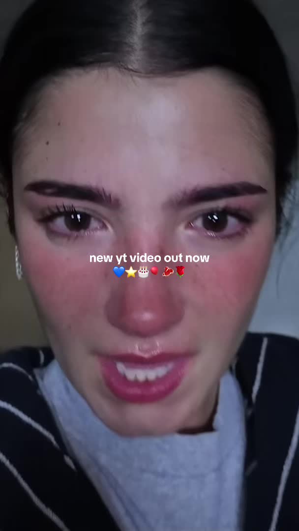 @charli d&rsquo;amelio