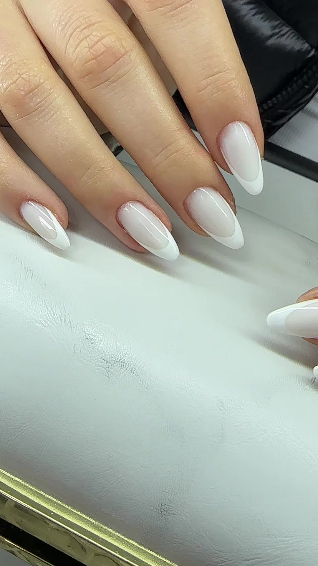@Hairartist_nails