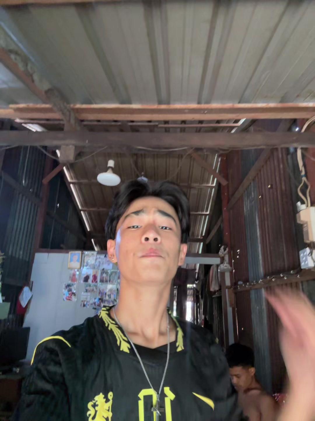 @🗣️မောင်ဟိန်း...🫪