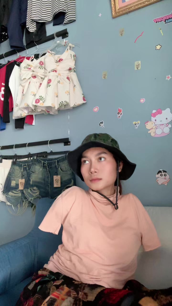@Poch๐ฐ๐ฆ