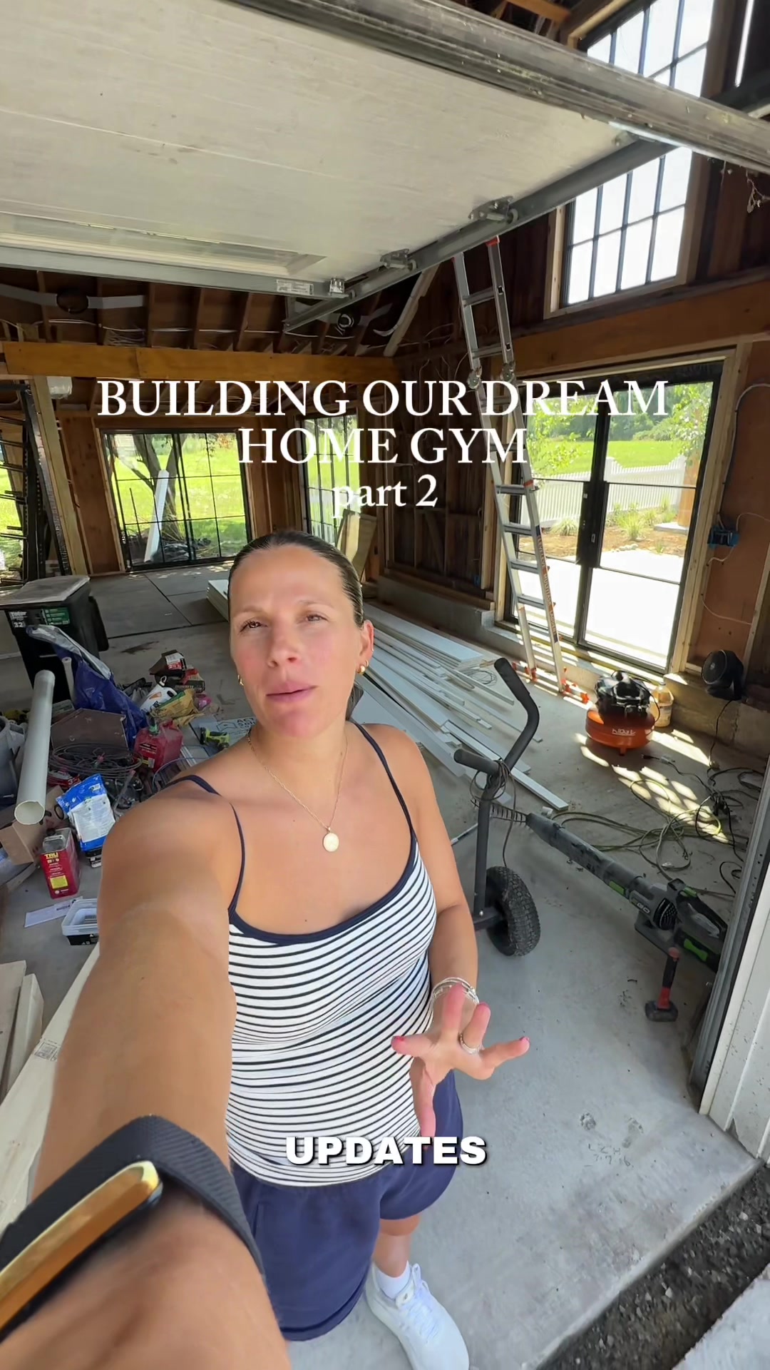 @Ari | Motherhood & Fitness