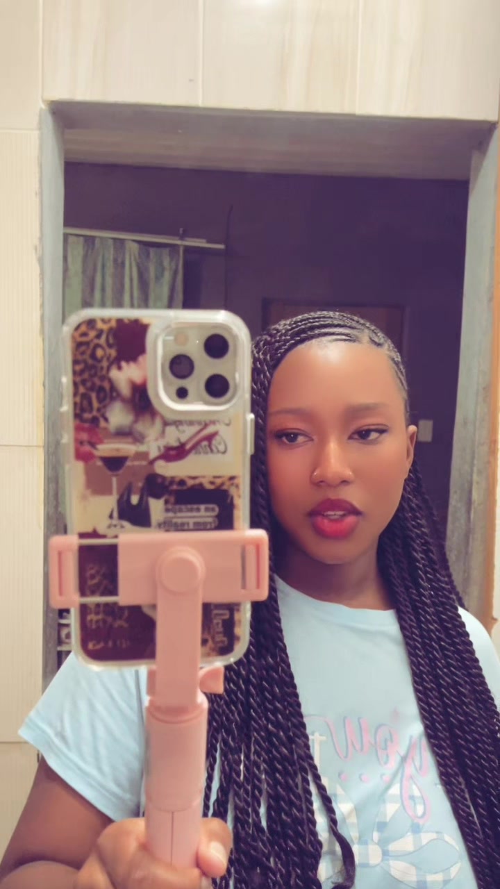 @Pretty_Baddie