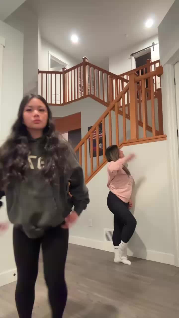 @aliyana
