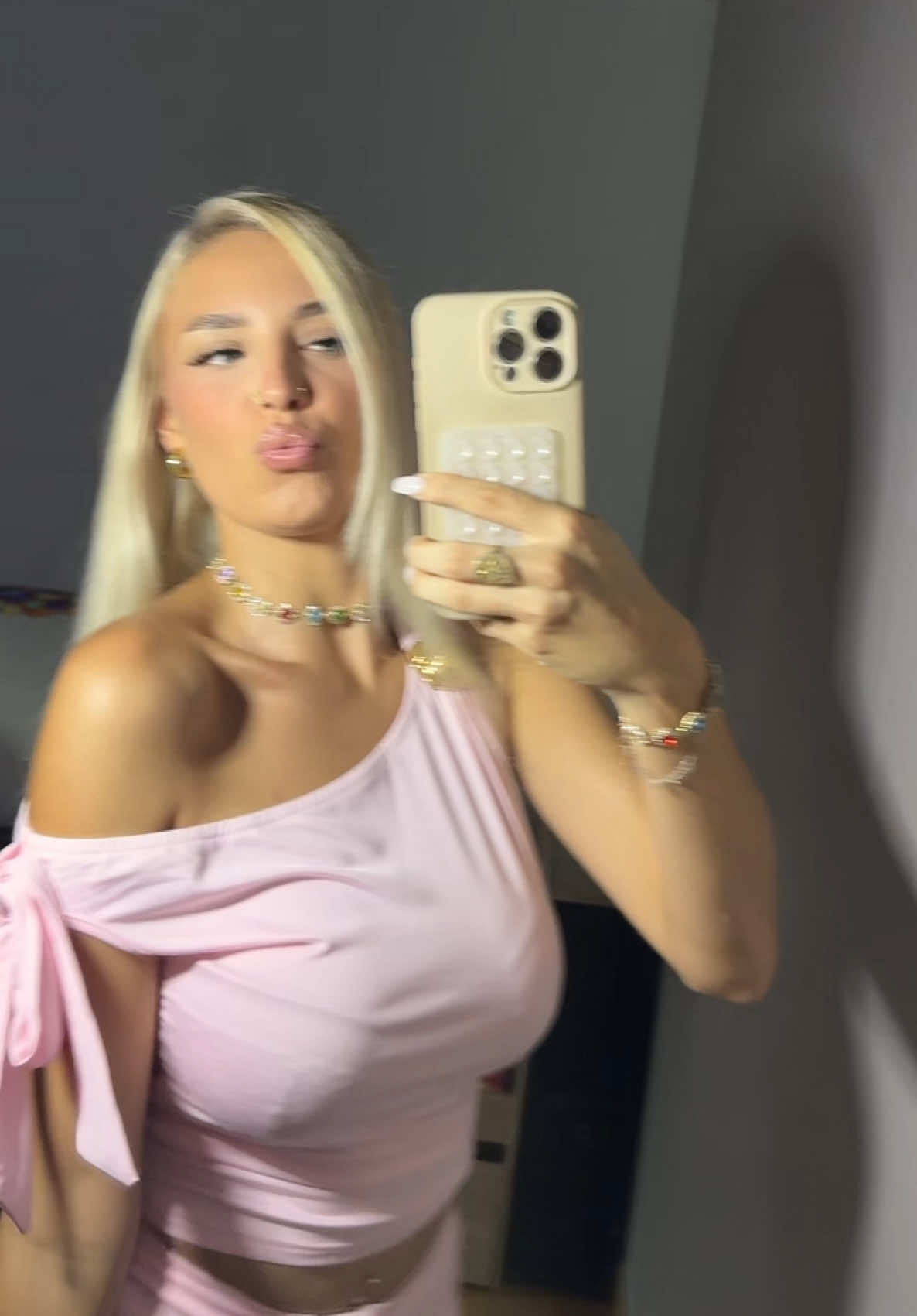@𝑇𝑎𝑡𝑖𝑎𝑛𝑎