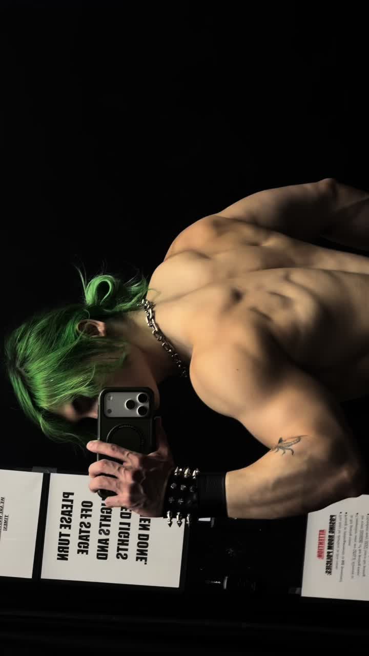 @Moxxie