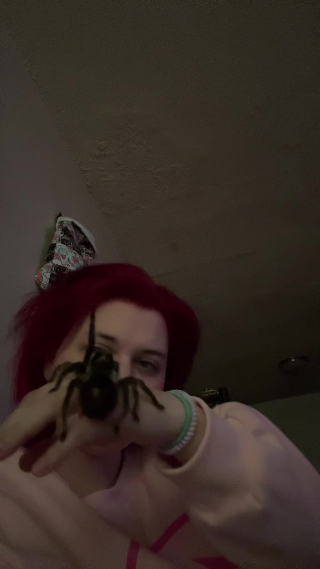 @hauntinglyradgirl