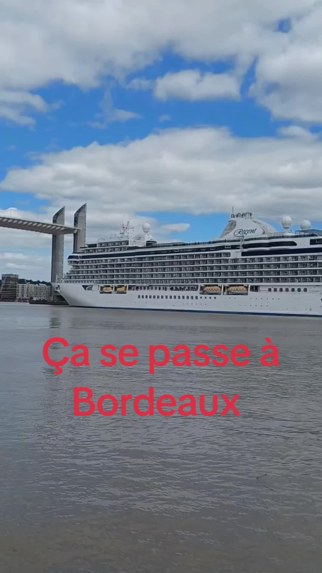 @Blondie33