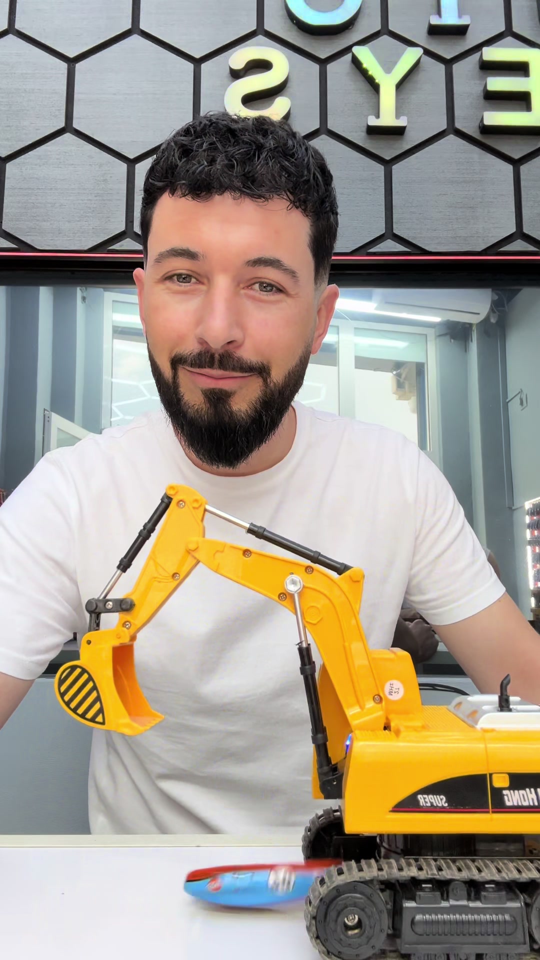 @AutoKeys Albania