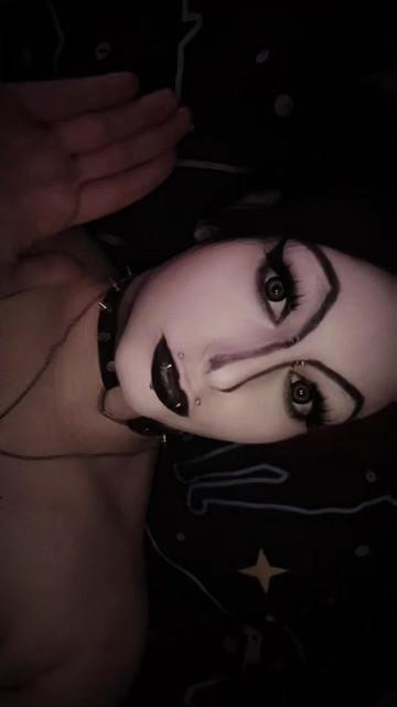 @𓃵 🜏𖤐  ʎddnƆ 𖤐🜏 𓃵