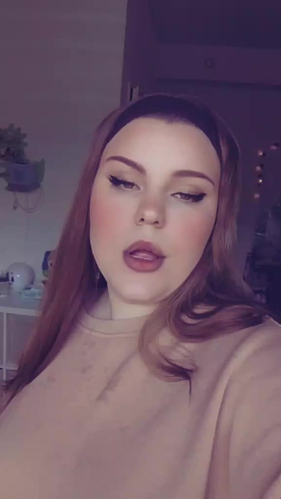 @Vivienne Polls