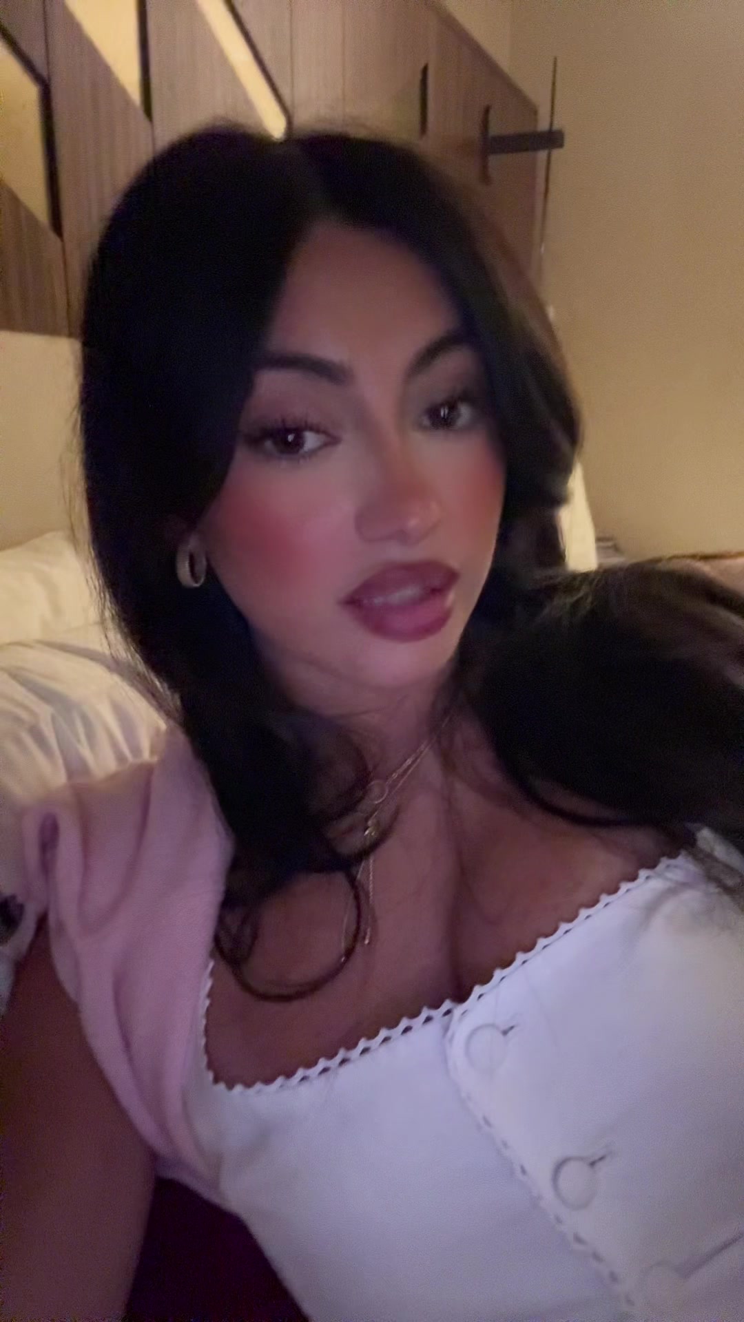 @Julianna Gambino🍯