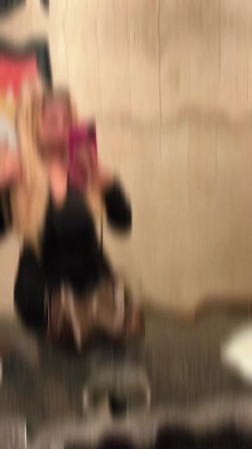 @UniquelyMahoganyy