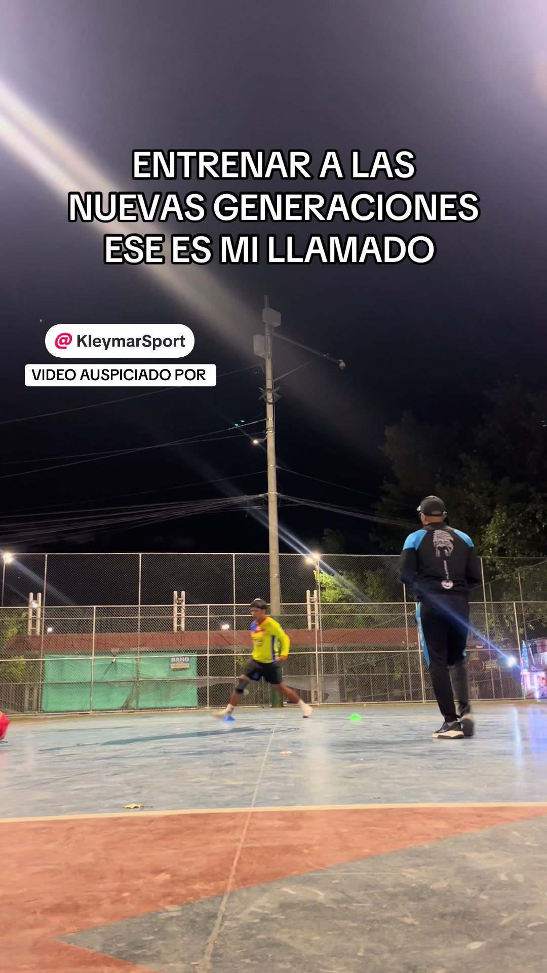 @ECUAVOLEY EL PROFE LUIS