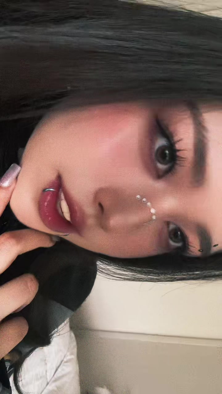 @sofigarzong