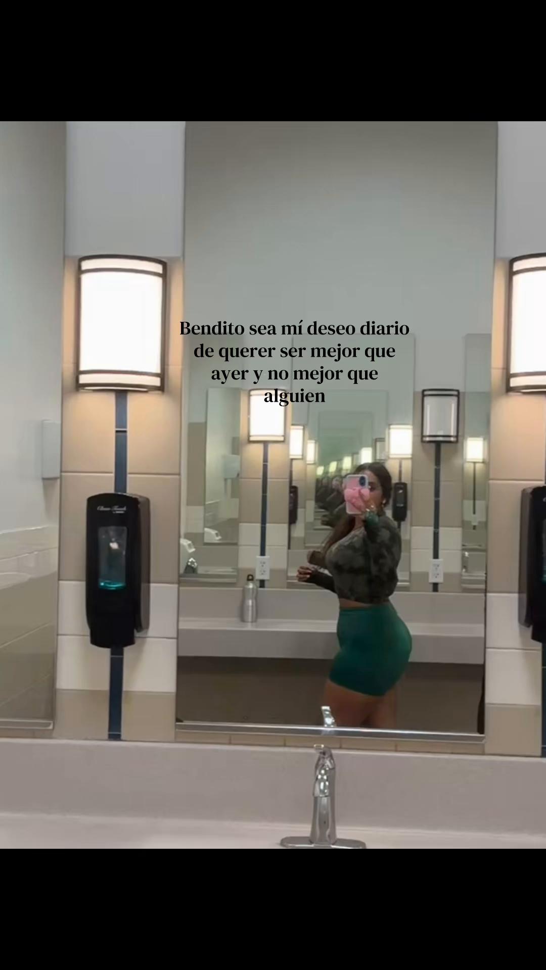 @AI🇪🇨