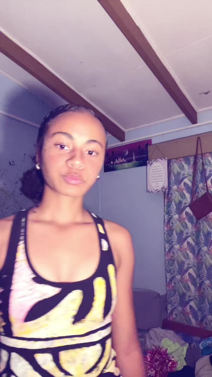 @tutsty_