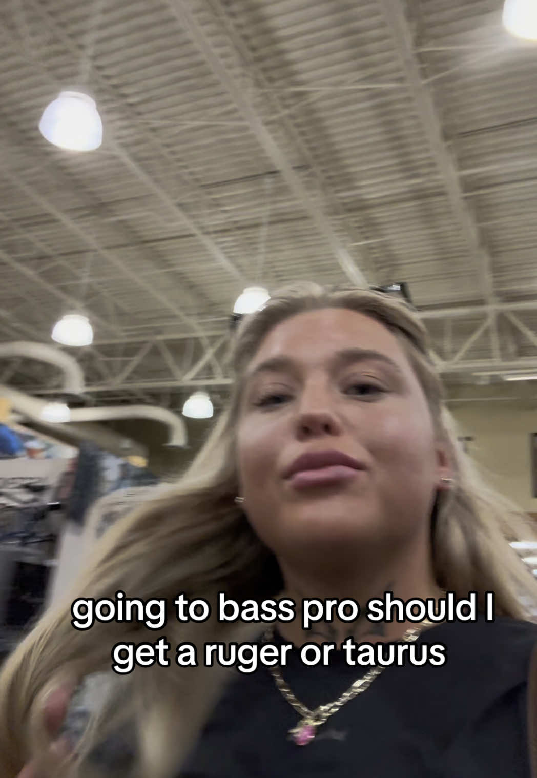@Kat🦇
