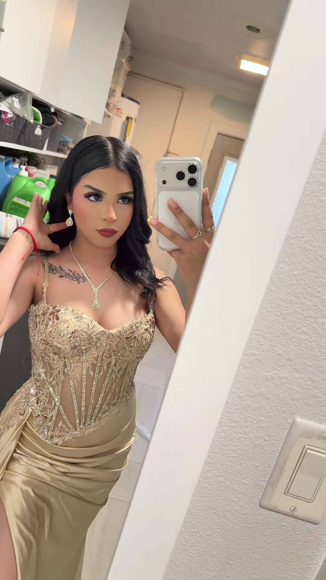 @valee
