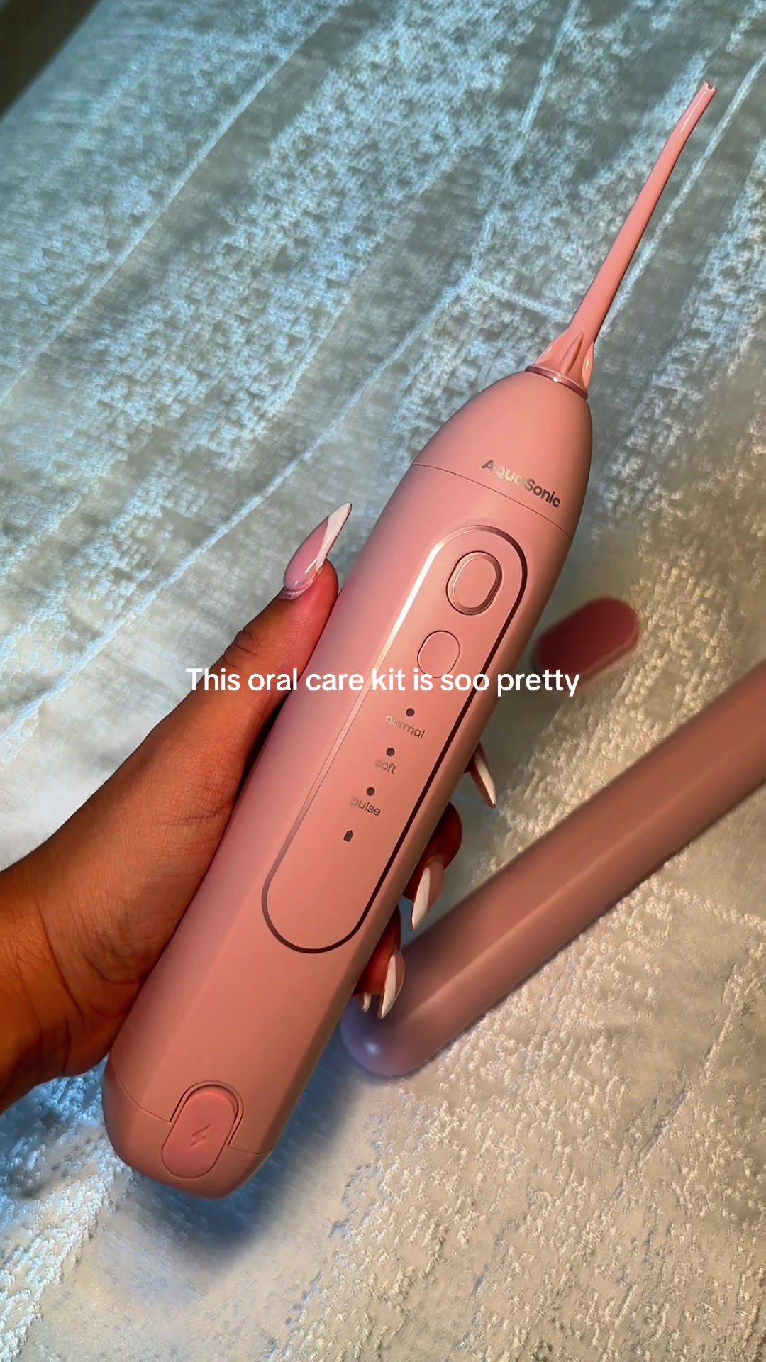 @chloe